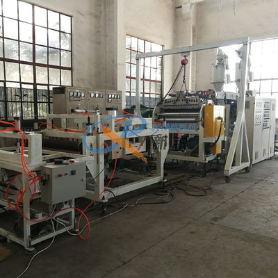 เครื่องอัดรีดสกรูเดี่ยว PE 10T สำหรับม้วนแผ่นหญ้า
