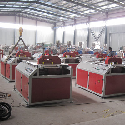 ISO90001 50HZ เครื่องโปรไฟล์พลาสติกกันน้ำสำหรับบาร์
