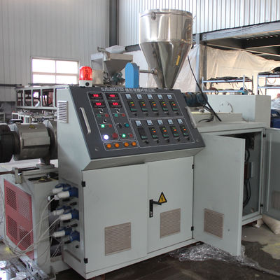 ISO90001 50HZ เครื่องโปรไฟล์พลาสติกกันน้ำสำหรับบาร์