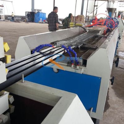 เครื่องโปรไฟล์พลาสติกพื้นระเบียงกันน้ำ CE 380V WPC